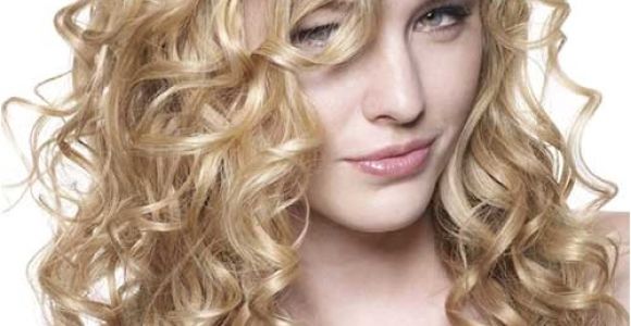 Hairstyles for Curly Thin Hair 25 Beautiful Haircuts for Curly Long Hair