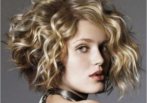 Hairstyles for Fine Curly Hair with Round Face Pretty Curly Hair Styles for Round Faces the Xerxes