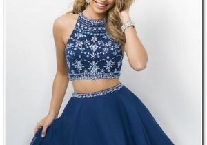 Hairstyles for Halter top Wedding Dresses Hairstyles for Halter top Prom Dresses Hairstyles