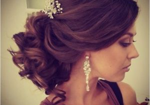 Hairstyles for Indian Wedding Parties 21 Beautiful Indian Bridal Hairstyles