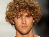Hairstyles for Men with Curly Wavy Hair 20 Short Curly Hairstyles for Men