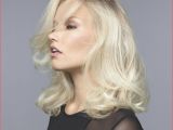 Hairstyles for Round Face Women Over 50 Vogue