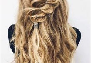 Hairstyles for School Graduation 259 Best Graduation Hair Images In 2019