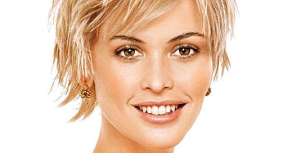 Hairstyles for Women In their 40s Medium Hairstyles for Women In their 40s