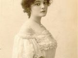 Hairstyles Gibson Girl Gibson Girls – the Iest Women Of All Time