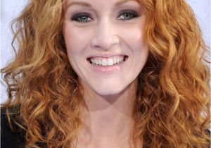 Hairstyles Long Curly Hair Oval Face 22 Fun and Y Hairstyles for Naturally Curly Hair
