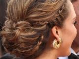 Hairstyles Put Up for Wedding 5 Looks με μαλλιά πιασμένα σε σινιόν