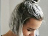 Hairstyles to Cover Blonde Roots Half Up Silber Grau Frisuren Blonde Pinterest