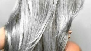 Hairstyles to Cover Up Grey Hair 25 Silber Haarfarbe Sieht Absolut Herrlich Aus