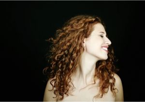 Hairstyles to Keep Curly Hair Out Of Face 8 Tips for A Great Hairstyle with Naturally Curly Hair