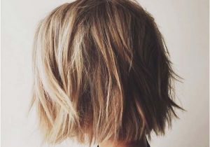 Hairstyles tousled Bob How to Do the Non Mom Bob Hair & Makeup