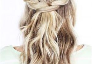 Hairstyles with A Line Dress 149 Best How to Match Your Hairstyle to Your Dress Images On