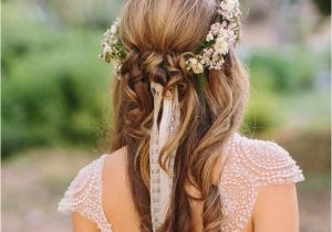 Hairstyles with Flowers In Hair for Weddings 15 Classy Bridal Hairstyles You Should Try Pretty Designs