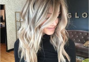 Hairstyles without Dying Roots Modne Odcienie Blondu Od Platyny Po Truskawkowy Blond