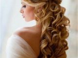 Half Up Bridal Hairstyles with Veil Wedding Hairstyles for Long Hair Half Up with Veil and Tiara