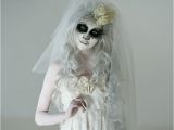 Halloween Wedding Hairstyles Halloween Styles 5 Spooky Transformations for Your Best