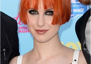 Hayley Williams Bob Haircut Paramore S Performance On Conan O Brien On 8 12 13