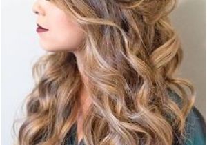 Homecoming Hairstyles 2019 Down 1051 Best Half Up Hair Images On Pinterest In 2019
