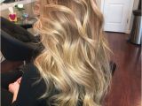 Honey Blonde Hairstyles Color Honey Blonde Balayage Hair Color Hair Pinterest