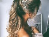 How to Do Wedding Hairstyles for Long Hair Wedding Hairstyle for Long Hair How to Make It