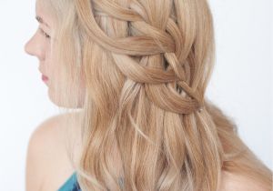 How to Make Waterfall Braid Hairstyle today S Hair Inspo This Loop Waterfall Braid Find the Tutorial On