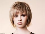 How to Style Choppy Bob Haircut Razor Cut Bob Hairstyle Textured for A Choppy Effect