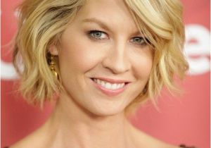 Images Of Bob Style Haircuts 10 Stylish Wavy Bob Hairstyles for Medium Short Hair