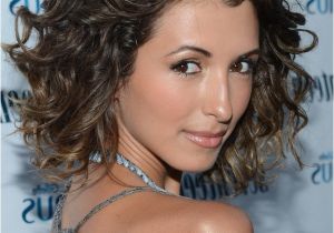 Indian Hairstyles for Medium Curly Hair India De Beaufort Cute Medium Ombre Curly Hairstyle for