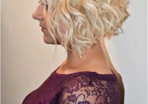 Inverted Bob Haircut for Curly Hair 20 Curly Short Bob Hairstyles