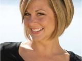Inverted Bob Haircuts for Round Faces 10 Best Short Haircuts for Round Faces