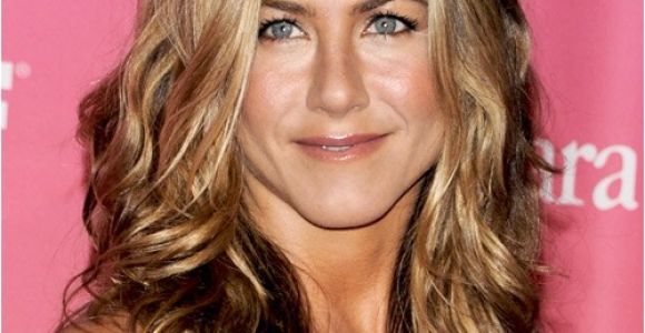 Jennifer Aniston Curly Hairstyles Jennifer Aniston Hairstyles In 2018