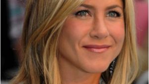 Jennifer Aniston Hair Short Hairstyles Jennifer Aniston Shoulder Skimming Long Bob Lobs