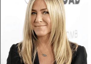 Jennifer Aniston Hairstyles 2001 Jennifer Aniston S Best Hairstyles Over the Years