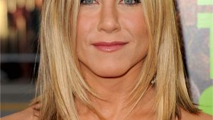 Jennifer Aniston Hairstyles Horrible Bosses Jennifer Aniston S Hair From the Rachel to Her Signature Do