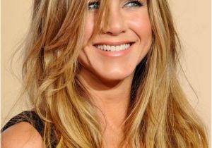 Jennifer Aniston Hairstyles Photos 50 Of Jennifer Aniston S Greatest Hairstyles Pinterest