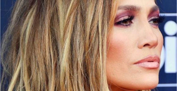 Jennifer Lopez Short Hairstyles Jennifer Lopez Short Bob Hair Cut with Blonde Balayage Hair Color