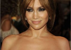 Jennifer Lopez Updos Hairstyles Jennifer Lopez Outfits In 2019 Pinterest