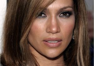 Jlo Bob Haircut Jennifer Lopez Wearing Blunt Cut Medium Length Hair with
