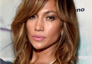 Jlo Fringe Hairstyles Gestufte Haare Sind Im Trend Die Besten Looks Und Styling Tipps