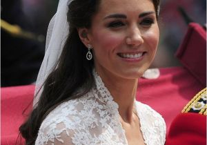 Kate Middleton Wedding Hairstyle Tutorial to Kate Middleton S Half Up Hairstyle