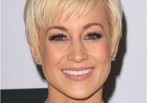 Kellie Pickler Bob Haircut Kellie Pickler Hairstyles In 2018