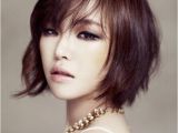 Korean Short Hair with Bangs Subtle Waves and A Slanting Bangs