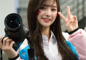 Kpop Girl Hairstyles Nagyung Fromis9 K Pop Pinterest