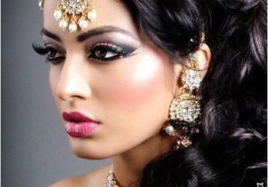 Latest Hairstyle for Indian Wedding Indian Style Makeup and Hairstyle Looks for Brides