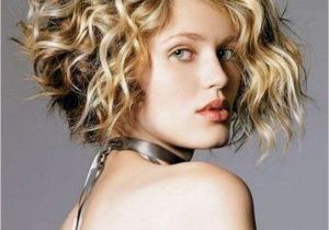 Layered Bob Haircuts for Wavy Hair 7 Simple Layered Bob Haircuts for Curly Hair