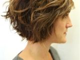 Layered Bob Haircuts for Wavy Hair Layered Wavy Bob Hairstyles for Women Girls Popular