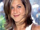Layered Hairstyles Definition Gasp Jennifer Aniston Finally Does something Different with Her