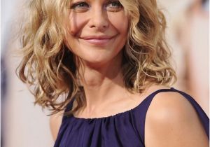 Long Bob Haircuts for Curly Hair Feminine soft Wavy Curly Long Bob Hairstyle Meg Ryan