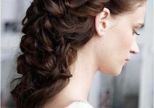 Long Curled Hairstyles for Wedding 30 Curly Wedding Hairstyles