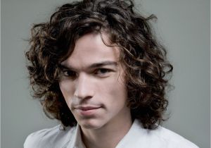 Long Curly Hairstyles Male Long Hairstyle for Men with Curls